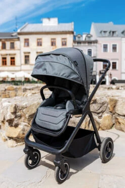 4Baby Everso Black Wandelwagen 32 4Baby Everso Black Wandelwagen -Babyproducten Winkel 4baby everso grey wandelwagen 14 1