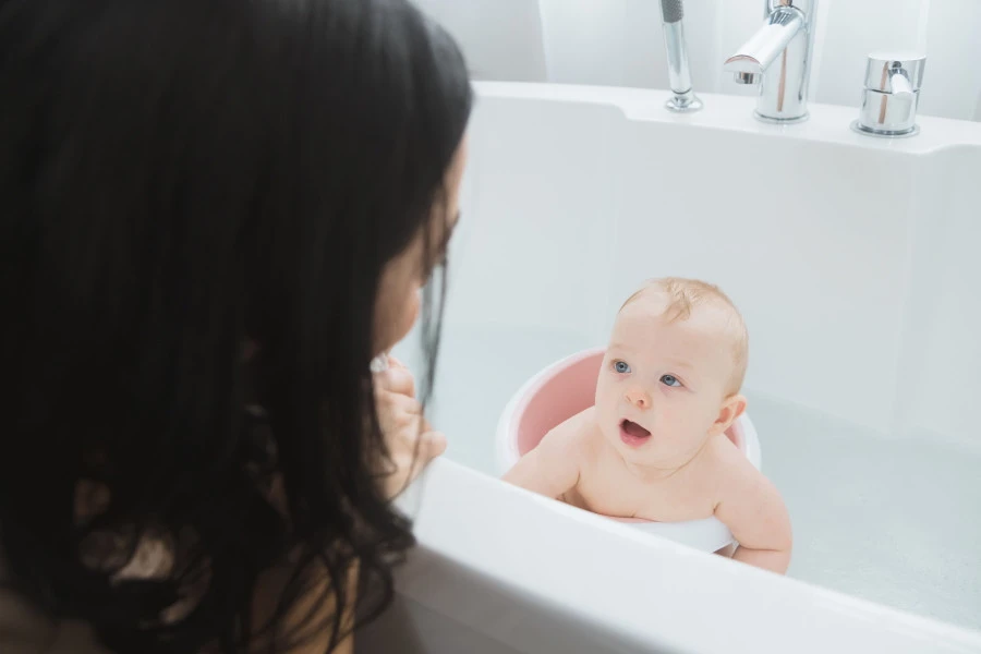 Angelcare Soft-Touch Blauw Badring AC-BR01-AQU 7 Angelcare Soft-Touch Blauw Badring AC-BR01-AQU - Afbeelding 5