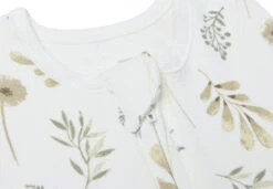 Jollein Newborn Cocoon Wild Flowers 0 -3 Maanden Inbakerslaapzak 047-596-66059 11 Jollein Newborn Cocoon Wild Flowers 0 -3 Maanden Inbakerslaapzak 047-596-66059 -Babyproducten Winkel Jollein Newborn Cocoon Goose Wild Flowers 0 3 Maanden Slaapzak 047 596 66059 .5
