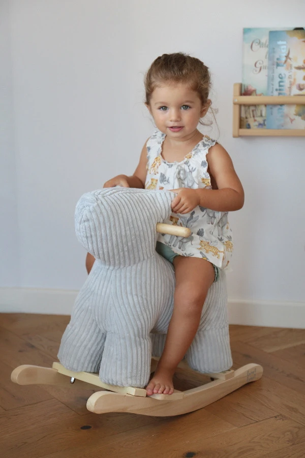 Label Label Hond Grijs Hobbeldier LLRT-23169 4 Label Label Hond Grijs Hobbeldier LLRT-23169 - Afbeelding 2