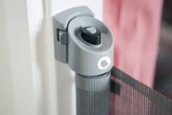 Lionelo Tulia White Oprolhek LO-TULIA WHITE 12 Lionelo Tulia White Oprolhek LO-TULIA WHITE -Babyproducten Winkel Lionelo Tulia Grey Veiligheidshek LO TULIA GREY 4