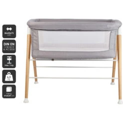 Babygo Goodnight Grey Wieg 4361 -Babyproducten Winkel babygo goodnight grey wieg aan bed 1