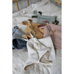 Bibs Kangaroo Blush Knuffeldoekje 9405244 12 Bibs Kangaroo Blush Knuffeldoekje 9405244 -Babyproducten Winkel bibs kangaroo ivory knuffeldoekje 9405216 2