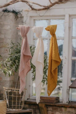 Bibs Swaddle Ivory 120 X 120 Cm Hydrofiel Multidoek 9402216 -Babyproducten Winkel bibs swaddle 120 x 120 cm multidoek