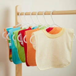 Bieco Regenboog 6 Stuks Slabber Set 38000123 8 Bieco Regenboog 6 Stuks Slabber Set 38000123 -Babyproducten Winkel bieco regenboog 6 stuks slabber set 38000123 3