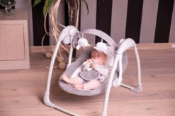 Bo Jungle B-Portable Swing Dolphy Grey Babyschommel B700600 14 Bo Jungle B-Portable Swing Dolphy Grey Babyschommel B700600 -Babyproducten Winkel bo jungle b portable swing dolphy grey babyschommel b700600 6