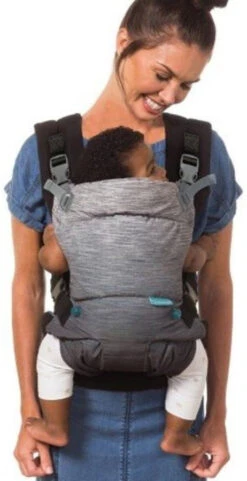 Infantino Go Forward Draagzak BK-200202 -Babyproducten Winkel infantino go forward draagzak bk 200202 kindje met mama