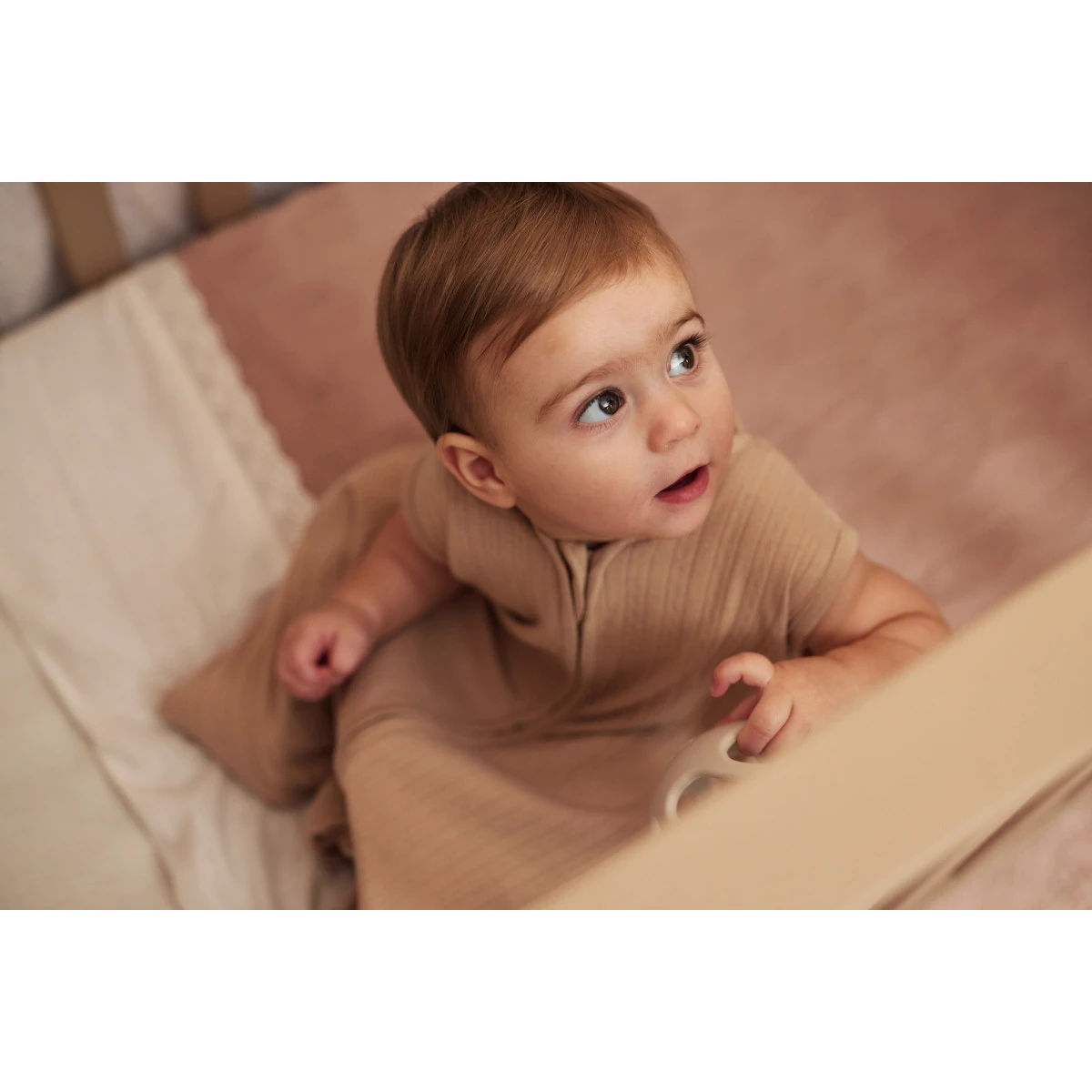 Jollein Ajour Biscuit 70 Cm Zomerslaapzak 048-510-67020 9 Jollein Ajour Biscuit 70 Cm Zomerslaapzak 048-510-67020 - Afbeelding 7