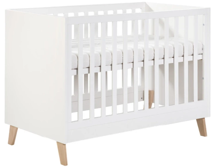 Babykamer Romy: Ledikant, Commode & 2-Deurskast 4 Babykamer Romy: Ledikant, Commode & 2-Deurskast - Afbeelding 2