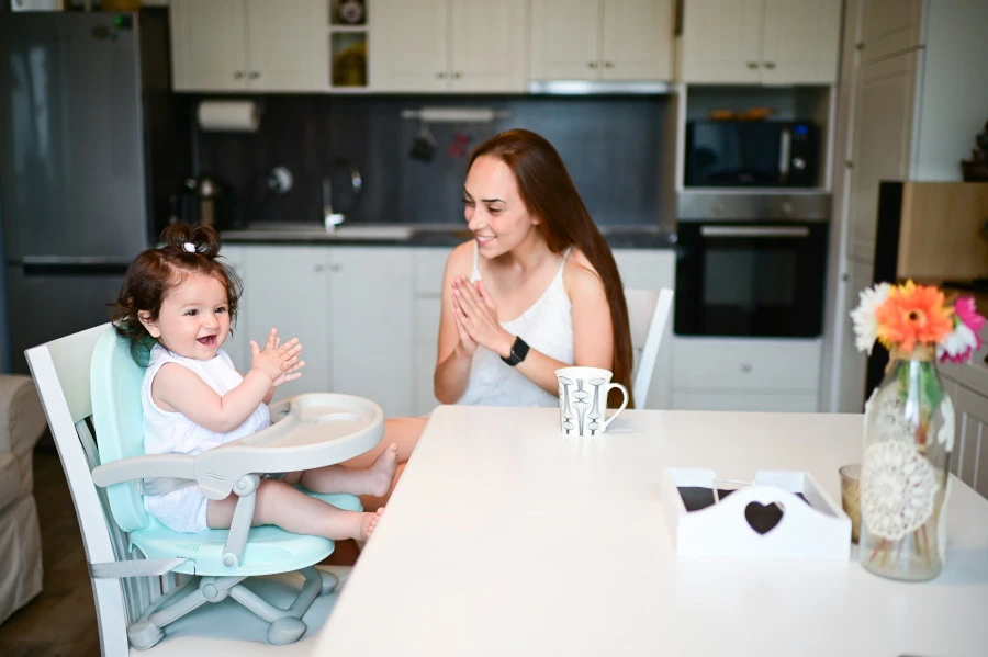 Lorelli Ego Green Inklapbare Stoelverhoger 1010048-0001 11 Lorelli Ego Green Inklapbare Stoelverhoger 1010048-0001 - Afbeelding 9