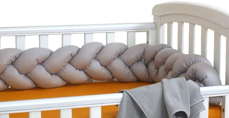 MamaLoes Amy Pure Grijs 210 Cm Braided Bedbumper 80146 3 MamaLoes Amy Pure Grijs 210 Cm Braided Bedbumper 80146