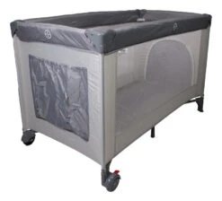 Ding Deluxe Grey Campingbedje Incl. Bodemverhoger -Babyproducten Winkel mamaloes ding deluxe grey campingbedje incl. bodemverhoger 2