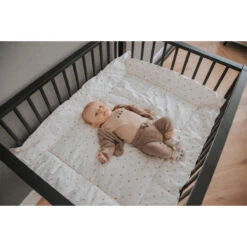 MamaLoes Nougat Bloemen 80 X 100 Cm Omkeerbaar Boxkleed ML020233 17 MamaLoes Nougat Bloemen 80 X 100 Cm Omkeerbaar Boxkleed ML020233 -Babyproducten Winkel mamaloes stippen 80 x 100 cm omkeerbaar boxkleed ml020232 11 4