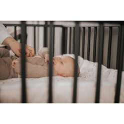 MamaLoes Panter Groen 80 X 100 Cm Omkeerbaar Boxkleed ML020227 20 MamaLoes Panter Groen 80 X 100 Cm Omkeerbaar Boxkleed ML020227 -Babyproducten Winkel mamaloes stippen 80 x 100 cm omkeerbaar boxkleed ml020232 12