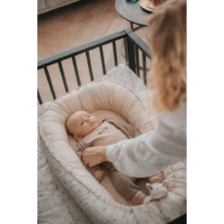 MamaLoes Stippen Omkeerbaar Babynest ML020107 24 MamaLoes Stippen Omkeerbaar Babynest ML020107 -Babyproducten Winkel mamaloes stippen omkeerbaar babynest ml020107 11 2