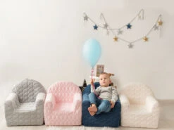 Albero Mio Velvet Navy Kinderfauteuil 13 Albero Mio Velvet Navy Kinderfauteuil -Babyproducten Winkel mamaloes velvet navy kinderfauteuil 4