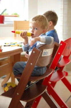 Treppy Woody Grijs Meegroei Kinderstoel 2029 -Babyproducten Winkel treppy wood meegroei kinderstoel 6 1