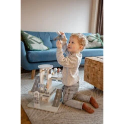 Tryco Houten Garage Incl. Speeltjes TR-303024 13 Tryco Houten Garage Incl. Speeltjes TR-303024 -Babyproducten Winkel tryco houten garage incl. speeltjes tr 303024 4